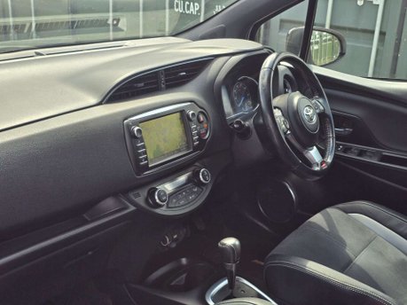 Toyota Yaris 1.5 VVT-h GR SPORT Hatchback 5dr Petrol Hybrid E-CVT Euro 6 (s/s) (100 ps) 49