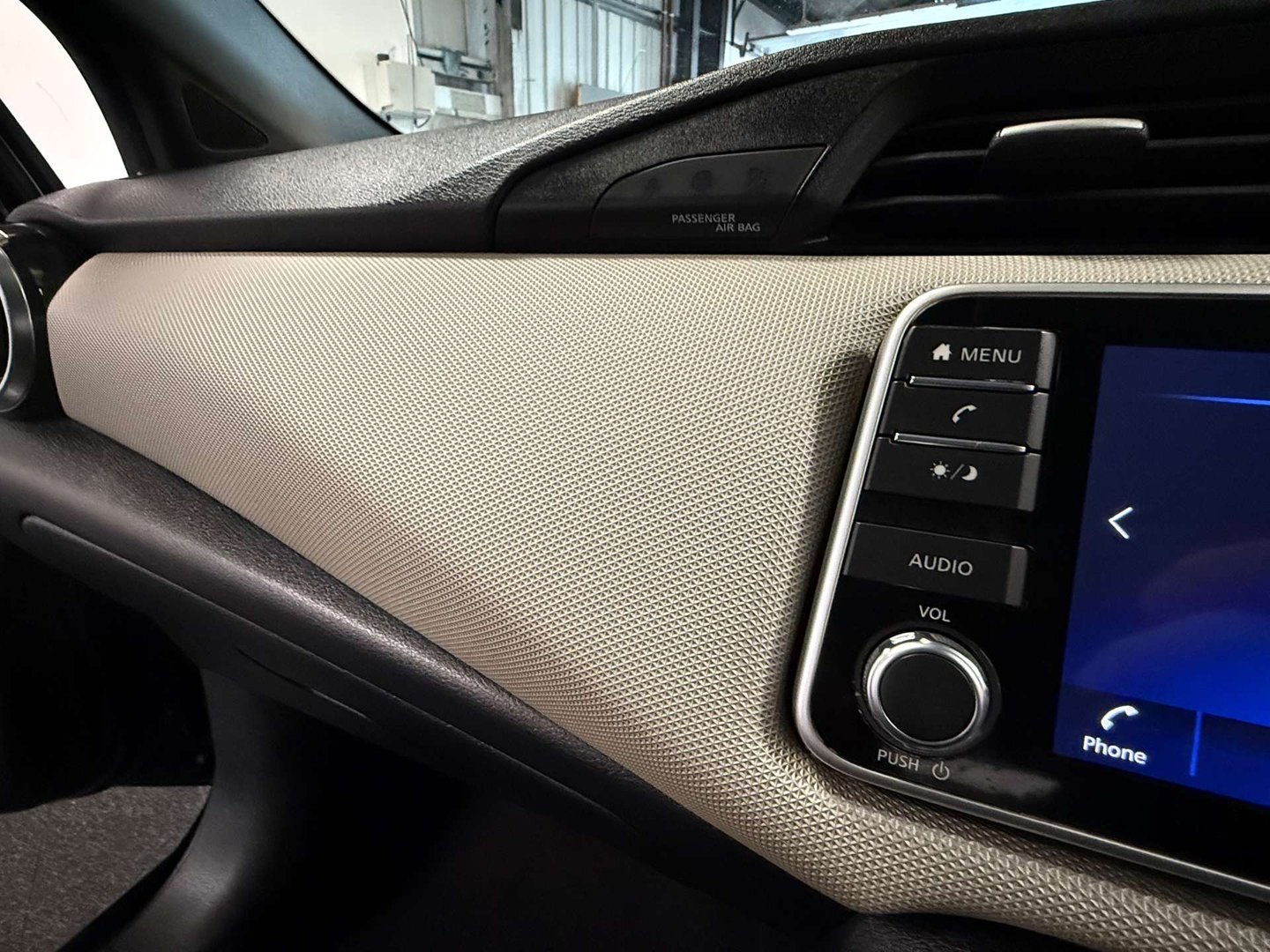 2020 Nissan Micra — image 28