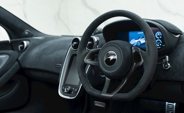 McLaren 600 Spider 12