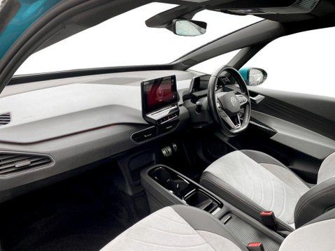 Volkswagen ID.3 Pro Performance 58kWh Family Hatchback 5dr Electric Auto (204 ps) 15