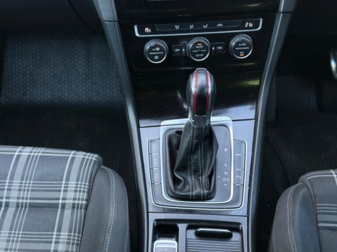 Volkswagen Golf 2.0 TDI BlueMotion Tech GTD DSG Euro 6 (s/s) 5dr 61