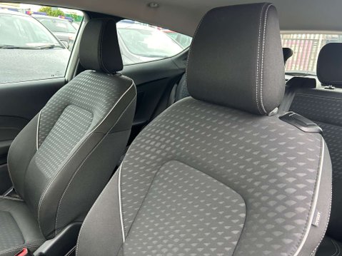 Ford Fiesta 1.1 Fiesta Zetec 3dr 36