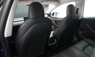 Tesla Model 3 PERFORMANCE AWD Deep Blue Metallic GROK AI RYZEN 20" ALLOYS BLACK INTERIOR 17