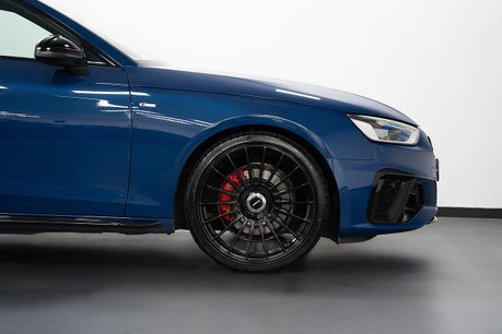 Audi A4 2.0 TFSI 40 Black Edition Estate 5dr Petrol S Tronic Euro 6 (s/s) (204 ps) 33