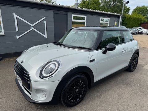 Mini Hatch COOPER CLASSIC 8