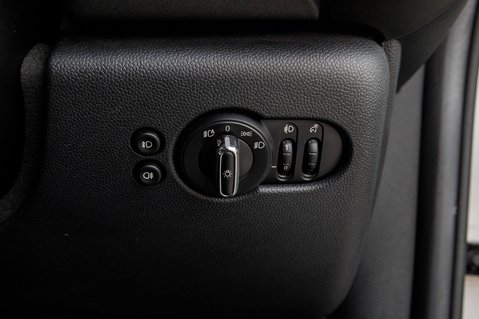 Mini Hatch COOPER S EXCLUSIVE 15