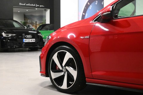 Volkswagen Golf 2.0 Golf GTi Performance TSi 3dr 7