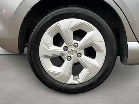Suzuki Swift 1.2 Mild Hybrid Motion 5dr 11