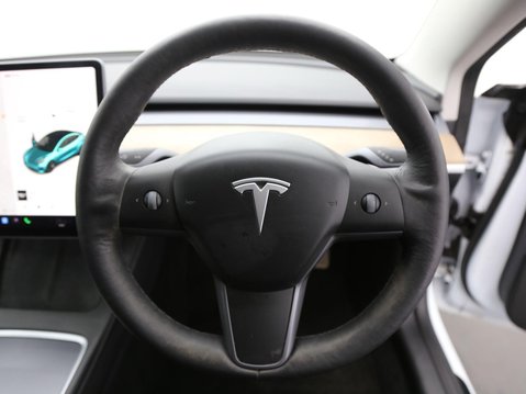 Tesla Model 3 Standard Range Plus Auto RWD 4dr 10