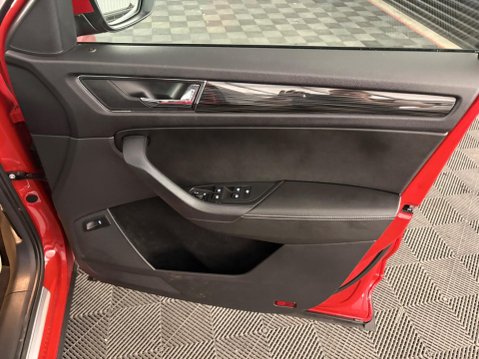 Skoda Kodiaq 1.5 TSI ACT SE L DSG Euro 6 (s/s) 5dr (7 Seat) 37