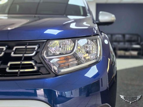 Dacia Duster 1.6 SCe Prestige Euro 6 (s/s) 5dr 8