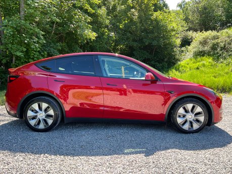 Tesla Model Y ModeL Y Long Range AWD 4WD 5dr