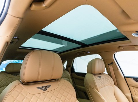 Bentley Bentayga W12 Mulliner 12