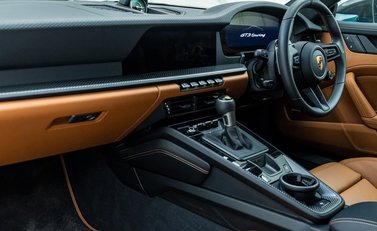 Porsche 911 GT3 TOURING (992.2) 17