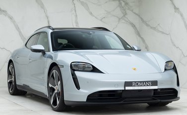 Porsche Taycan 4S Sport Turismo 1