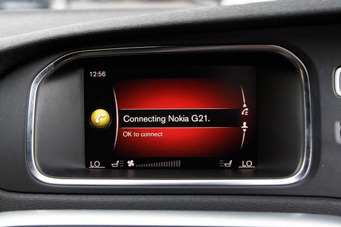 Volvo V40 T2 R-DESIGN NAV PLUS 26