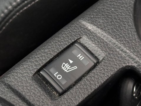 Nissan Qashqai 1.5 dCi Tekna 2WD Euro 5 (s/s) 5dr 86