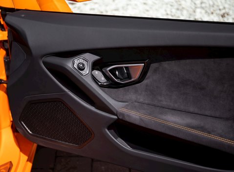 Lamborghini Huracan LP610-4 19