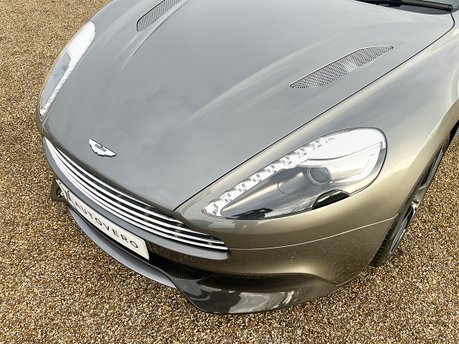 Aston Martin Vanquish V12 33