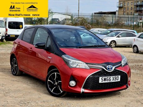 Toyota Yaris 1.5 VVT-h Design Hatchback 5dr Petrol Hybrid E-CVT Euro 6 (101 ps) 1