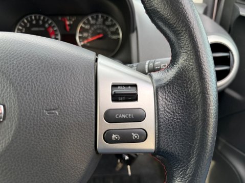 Nissan Note 1.4 16V n-tec Euro 4 5dr 21