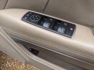 Mercedes-Benz E Class E350 CDI BLUEEFFICIENCY SE 23