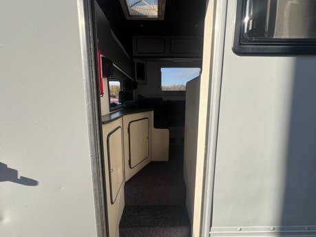Mercedes-Benz Sprinter Elite Sports Motorhome 310D/40 LWB 27
