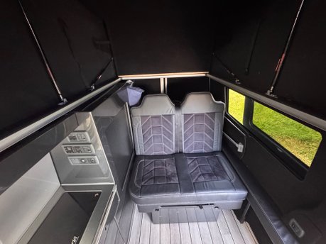 Volkswagen Transporter 11