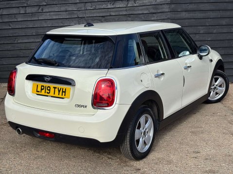 Mini Hatch 1.5 Cooper Classic 5dr 30