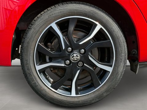 Toyota Yaris 1.5 Hybrid Design 5dr CVT [Nav] 11