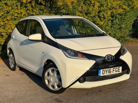Toyota Aygo 1.0 VVT-i x-play Euro 6 5dr