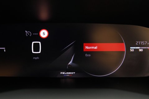 Peugeot 208 PURETECH ALLURE S/S 32