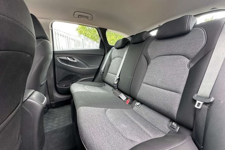 Hyundai i30 1.0 T-GDi MHEV SE Connect Tourer 5dr Petrol Hybrid DCT Euro 6 (s/s) (120 ps 19