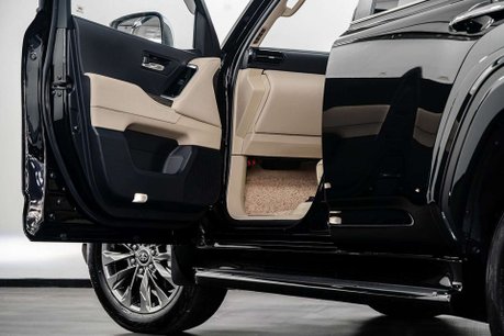 Toyota Land Cruiser ZX300 3.5 Automatic Petrol 8