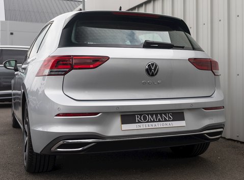 Volkswagen Golf 8 2.0 TDI Style 24