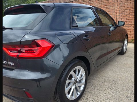 Audi A1 1.0 A1 Sportback 30 TFSI Sport 5dr 18