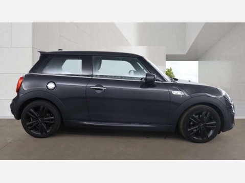 Mini Hatch 2.0 Cooper S Sport Auto 3dr 7