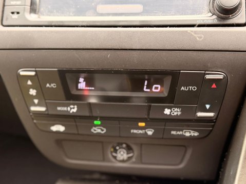 Honda Civic 1.6 i-DTEC S-T Euro 5 (s/s) 5dr 8