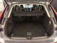 Volvo XC60 2.0 B4 MHEV Momentum Pro Auto AWD Euro 6 (s/s) 5dr 33