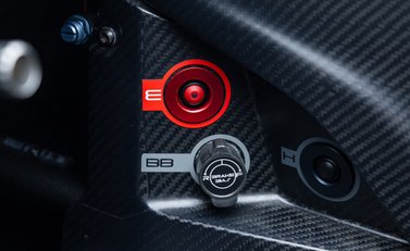 Bac Mono R 18