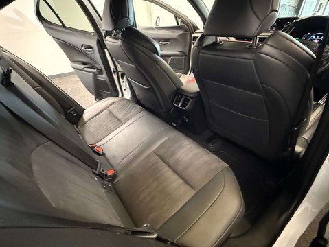 Lexus Ux 2.0 UX 250h F Sport 4x2 CVT 5dr 44