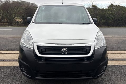 Peugeot Partner 850 S L1 1.6 Hdi 92ps Panel Van - Air Con - Direct from MOD 11