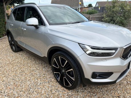 Volvo XC40 2.0 D4 Inscription Auto AWD Euro 6 (s/s) 5dr 7