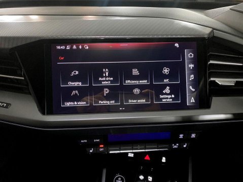 Audi Q4 45 Sport SUV 5dr Electric Auto quattro 82kWh (286 ps) Sat Nav 15