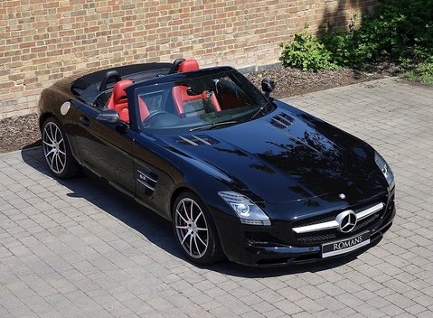 Mercedes-Benz SLS AMG Roadster 22