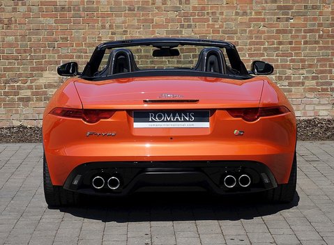 Jaguar F-Type S V8 Convertible 16