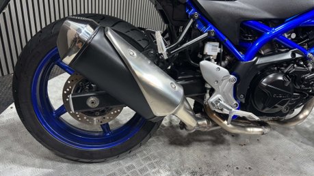 Suzuki SV650 2020 ONLY 8K SERVICED LONG MOT WARRANTY A2 NAKED BIKE 16
