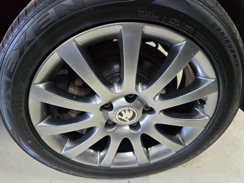 Skoda Yeti 1.2 TSI SE Outdoor Euro 5 5dr 44