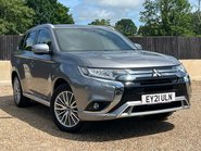 Mitsubishi Outlander PHEV DYNAMIC 1