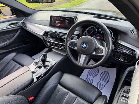 BMW 5 Series 2.0 520d M Sport Auto Euro 6 (s/s) 4dr 2